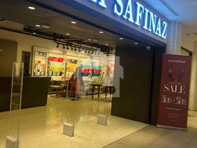 Shop for sale running on high rent coming pkr 180,000/