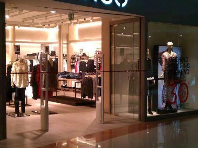 Shop From 10 Lacs Showroom Warehouse Rent Store Main Gate Shops Office Karachi Bahria Town Karachi ID 40071