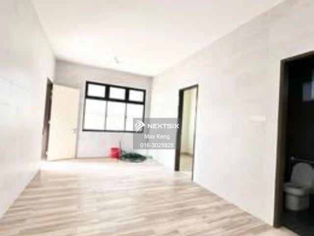 Shop House For Sale Jalan Satok – Facing Main Road