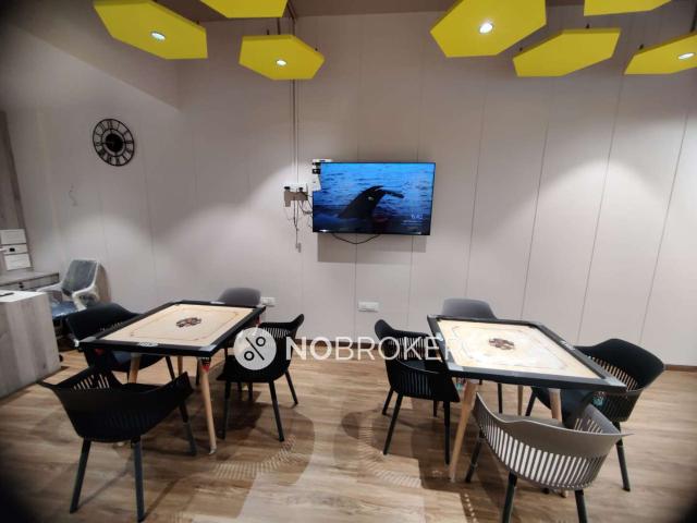 Shop in Mulund West, Mumbai for sale