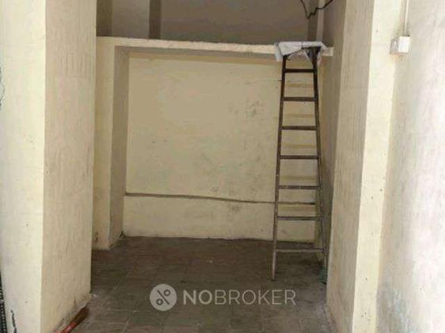 Shop in Mahavir Estate, Nm Joshi Marg, Byculla West, Byculla, Mumbai, Maharashtra 400027, India, Mumbai for sale