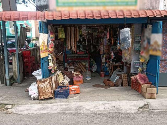 Shop in Nanganallur, Chennai for sale