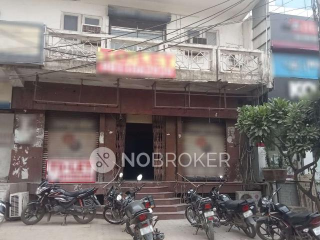 Shop in Ajronda, Faridabad for Rent