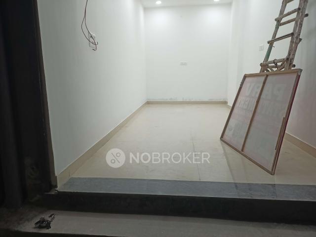 Shop in Burari, Delhi for sale