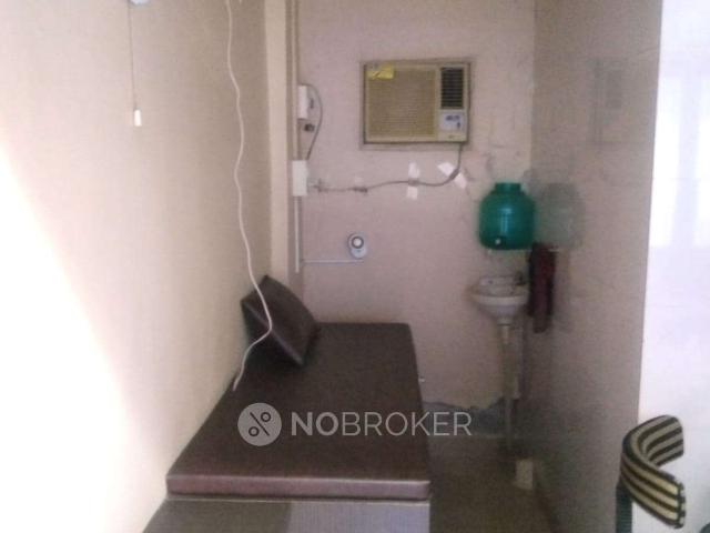 Shop in Byculla West, Mumbai for sale