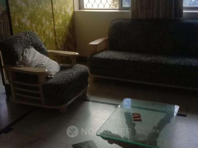 Shop in Bandra West, Mumbai for sale