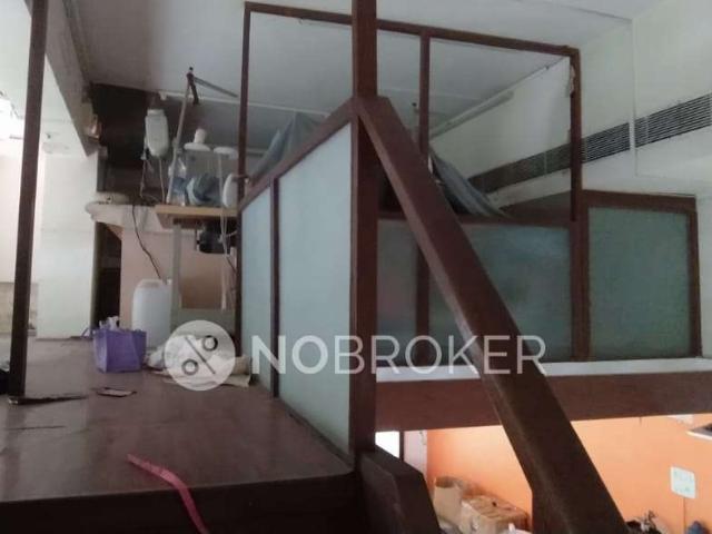 Shop in Bandra West, Mumbai for sale