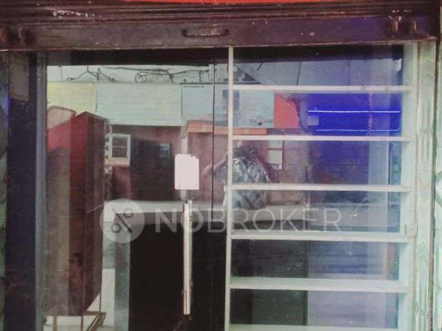 Shop in Cloud 9 Apartments Vaishali, Ghaziabad for Rent