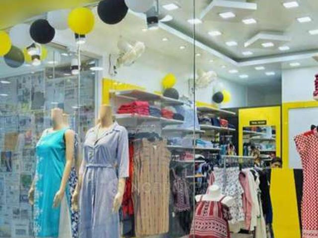 Shop in Commercial Street, Bangalore for sale