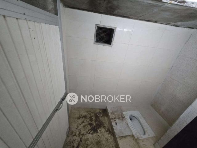 Shop in Dalal Estate, Mumbai for sale