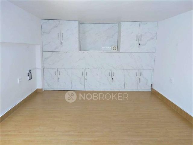 Shop in Gaur Yamuna City, Greater Noida for Rent