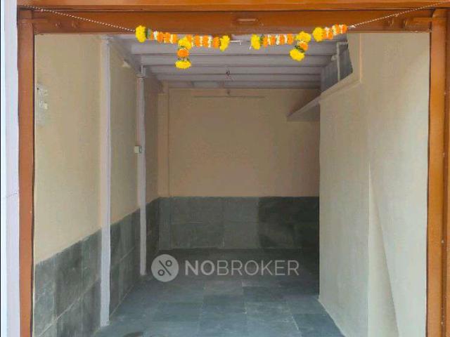 Shop in Ghatkopar West, Mumbai for sale