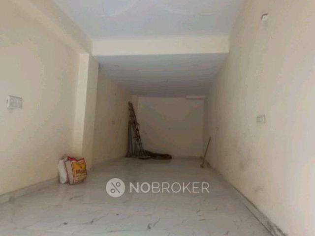 Shop in Ghaziabad, for sale