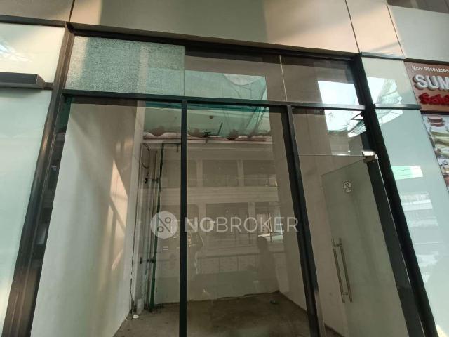 Shop in Golf Course Extension Road, Delhi for sale