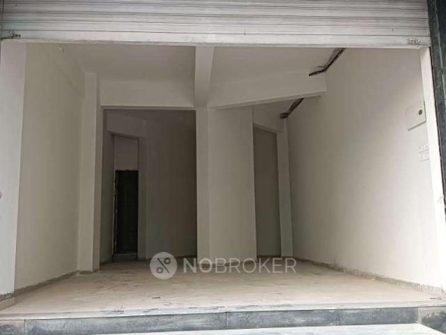 Shop in Goregaon West, Mumbai for sale
