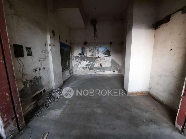 Shop in Indirapuram, Ghaziabad for sale