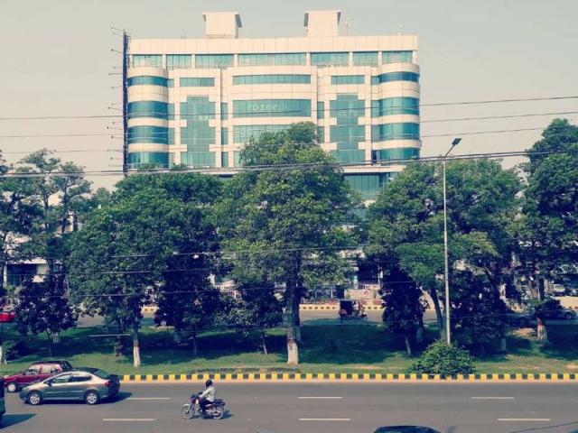 Shop in Jeff Heights Lahore Gulberg 3 ID 21912