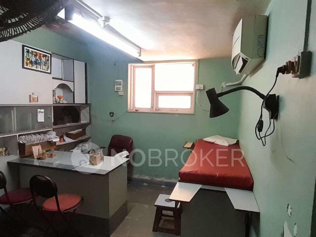 Shop in Kandivali West, Mumbai for sale