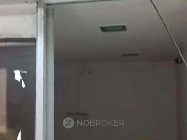 Shop in Khar West, Mumbai for sale