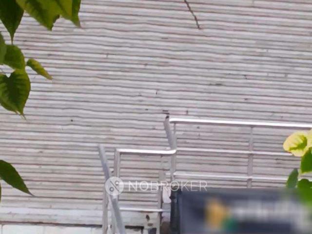 Shop in Krishna Nagar, Delhi for sale
