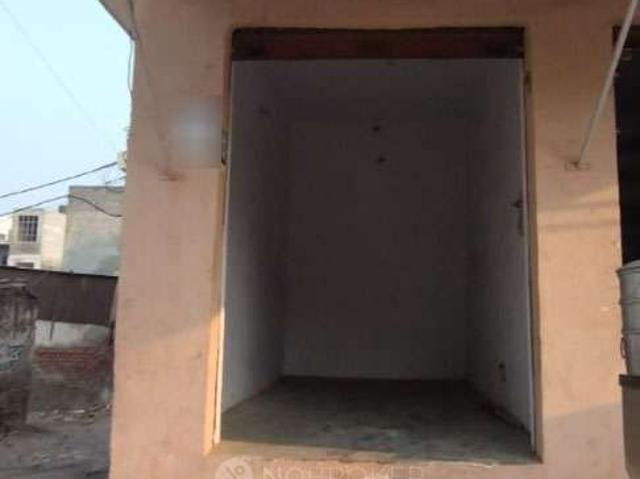 Shop in Lal Kuan, Ghaziabad for Rent