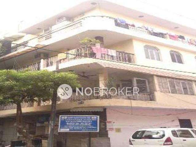Shop in Paschim Vihar, Delhi for sale