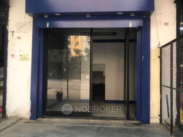 Shop in Park Grandeura, Faridabad for Rent