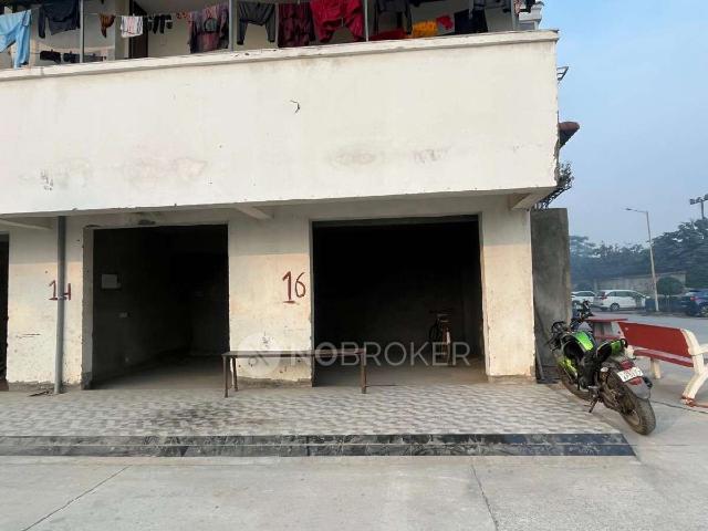 Shop in Pearl Residency, Delhi for sale