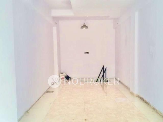 Shop in Santacruz West, Mumbai for sale