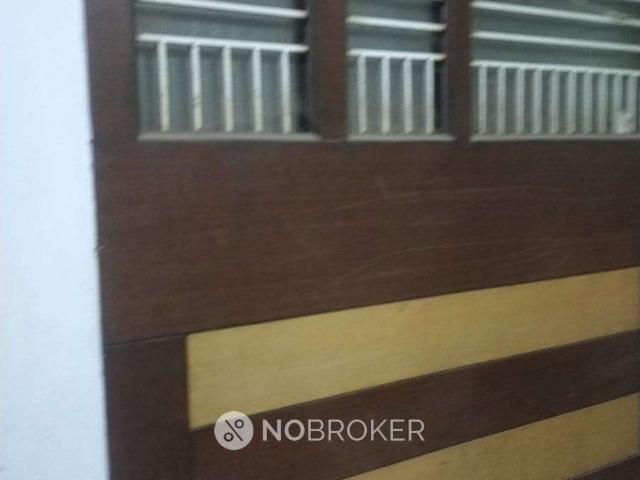 Shop in Sector 42, Faridabad for Rent