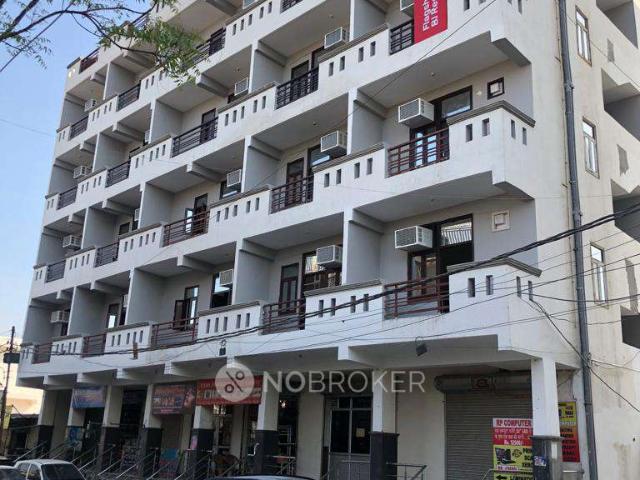 Shop in Sector 45, Noida for Rent
