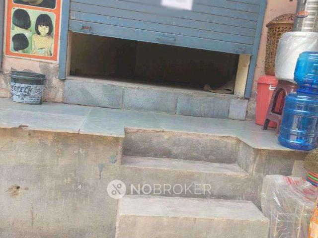 Shop in Sector 49, Noida for Rent