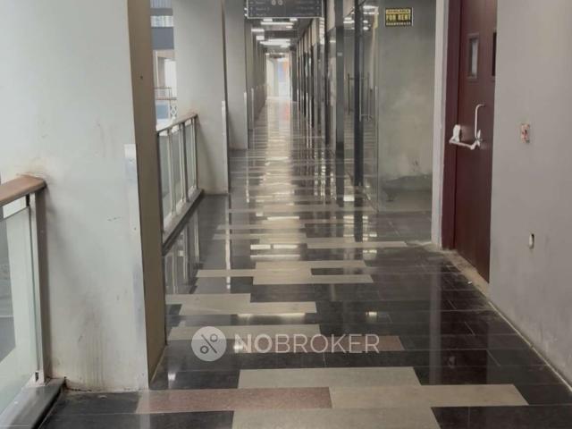 Shop in Sector 4, Greater Noida for Rent