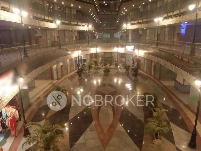 Shop in Sector 4, Greater Noida for Rent