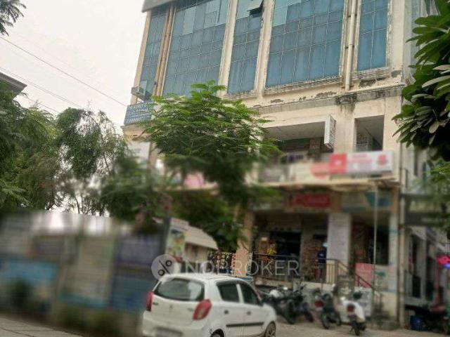 Shop in Sector 4, Greater_noida for sale