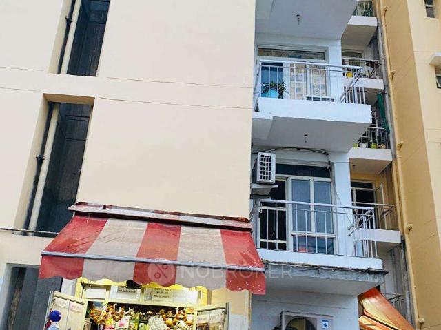 Shop in Sector 63, Faridabad for sale