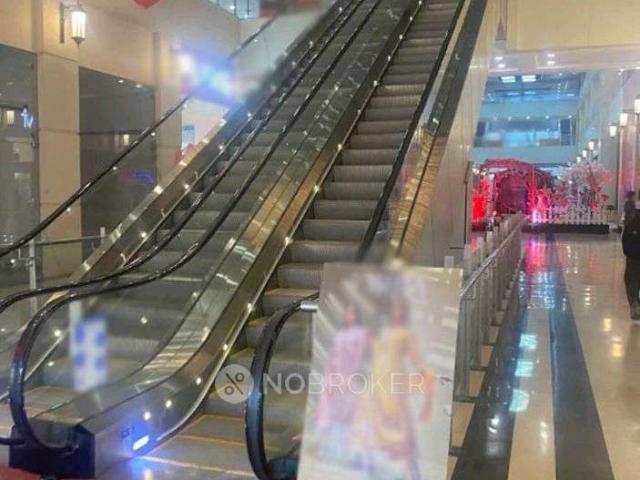 Shop in Sector 75, Noida for sale