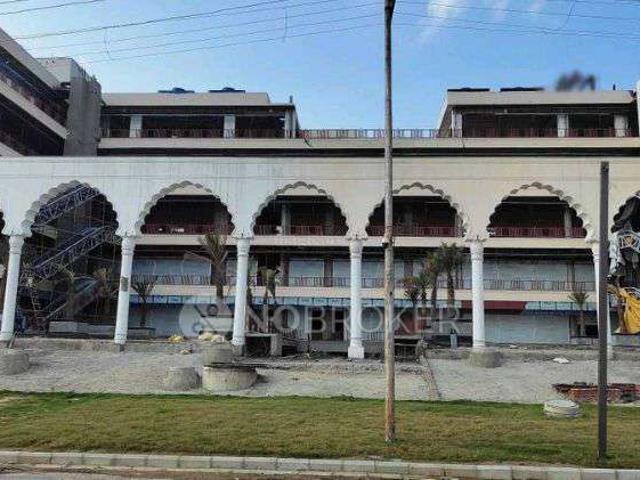 Shop in Sector 17c, Greater Noida for Rent