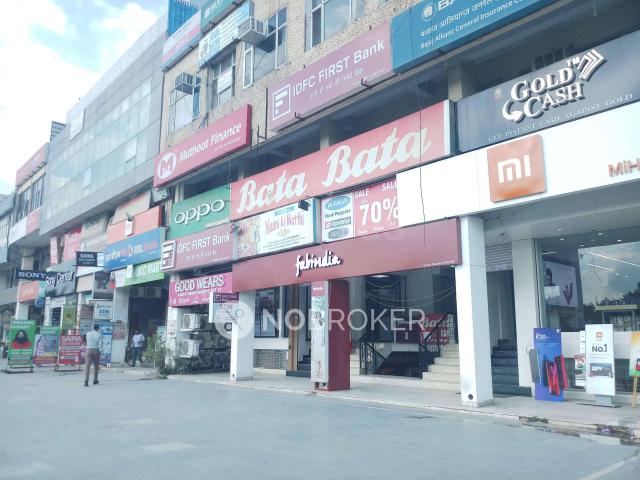 Shop in Sector 16, Faridabad for Rent
