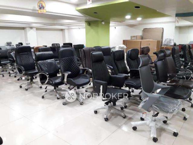 Shop in Shaniwar Peth, Pune for sale