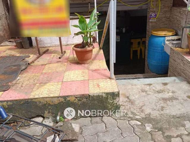 Shop in Shaniwar Peth, Pune for sale