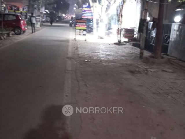 Shop in Shalimar Garden B Block Main Market, Ghaziabad for sale