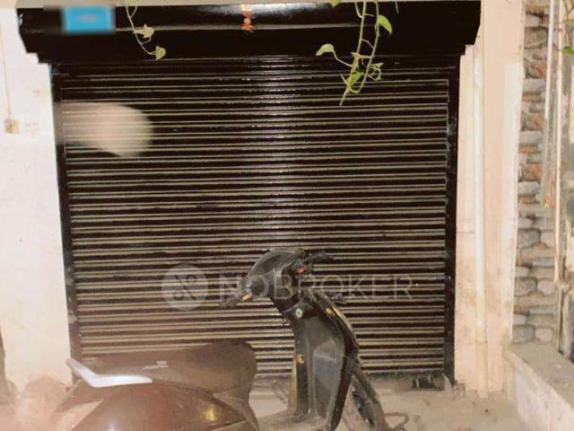 Shop in Tughlakabad Extension, Delhi for sale