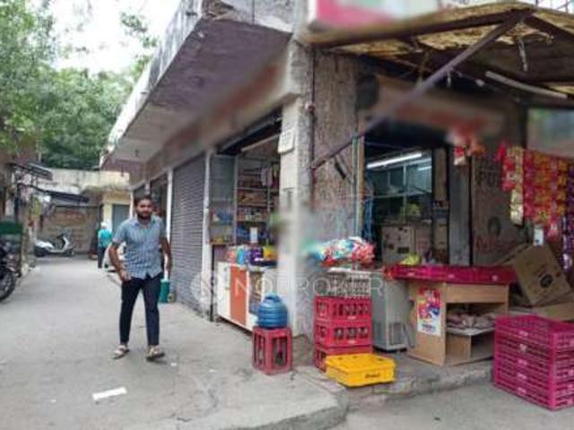 Shop in Yamuna Vihar C1 Block, Delhi for sale