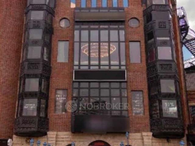 Shop in 32nd Milestone, Nh 8, Gurgaon for sale