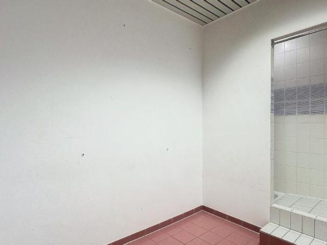 Shopping center for rent in Chavannes près Renens 94 m² | dreamo. Ch