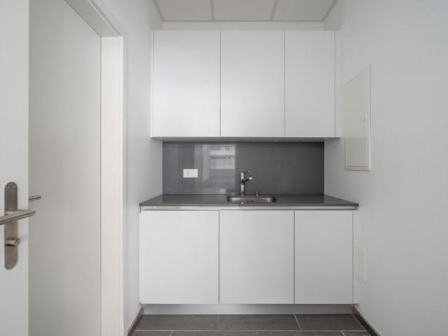 Shopping center for rent in Chiasso 160 m² | dreamo. Ch