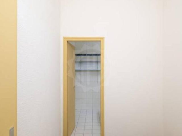 Shopping center for rent in Genève 94 m² | dreamo. Ch