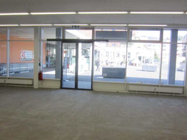 Shopping center for rent in Fislisbach 165 m² | dreamo. Ch