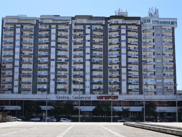 Shopping Center for sale, Rua Simão Bolívar, in Maia, Portugal